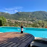 Fabulous Rustic Villa Set On Mountain With Unique Views